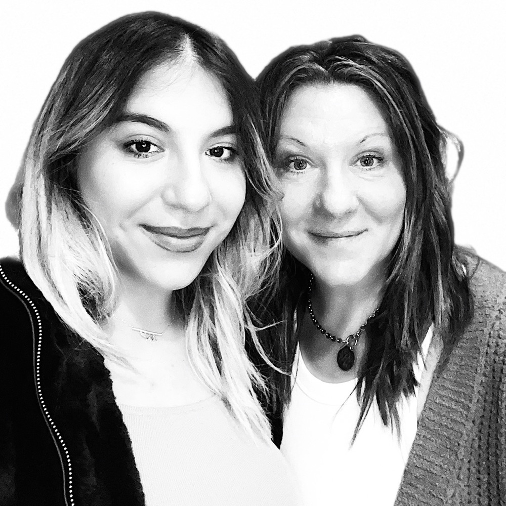 Meet your Poshers, Abby & Kate